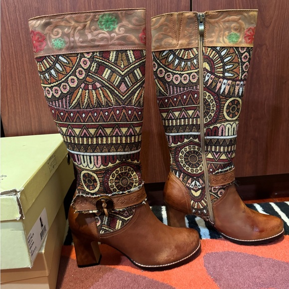 Boho Boots - Picture 2 of 3
